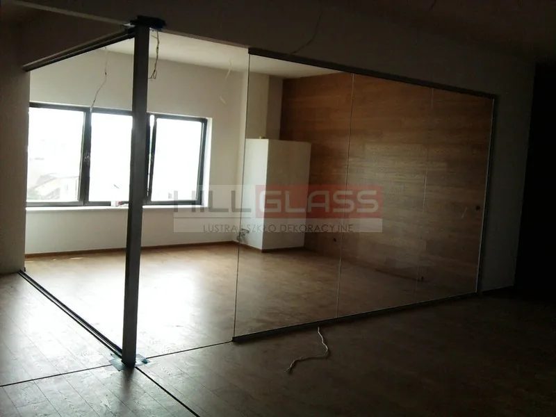 Sciana lustrzana sala cwiczen czestochowa — realizacja HILLGLASS
