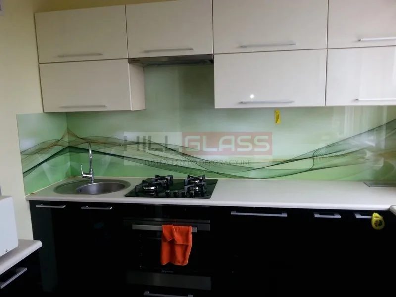 Panel kuchenny abstrakcja zielone fale czestochowa — realizacja HILLGLASS