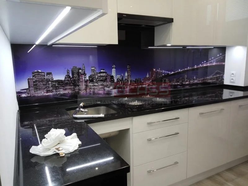 Panel kuchenny panorama nowego jorku czarny granit czestochowa — realizacja HILLGLASS